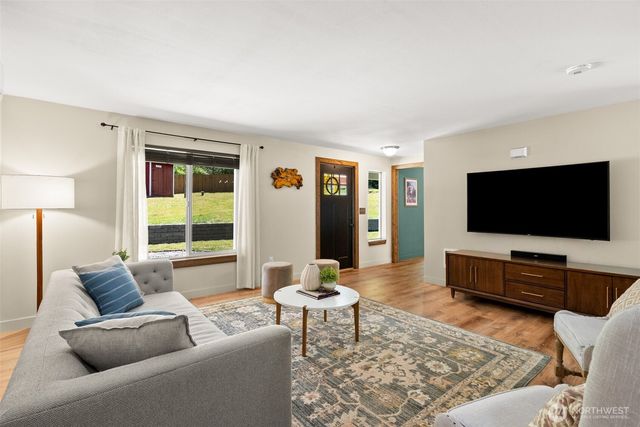308 Key Peninsula Highway NW, Lakebay, WA 98349