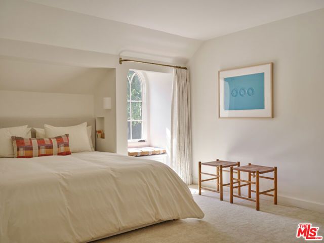 17333 Rancho Street, Encino (los Angeles), CA 91316