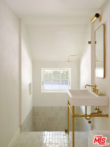 17333 Rancho Street, Encino (los Angeles), CA 91316