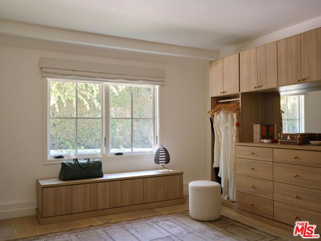 17333 Rancho Street, Encino (los Angeles), CA 91316