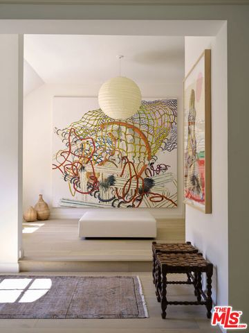 17333 Rancho Street, Encino (los Angeles), CA 91316