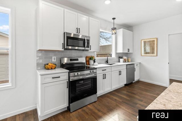 2415 Avenue F, Council Bluffs, IA 51501