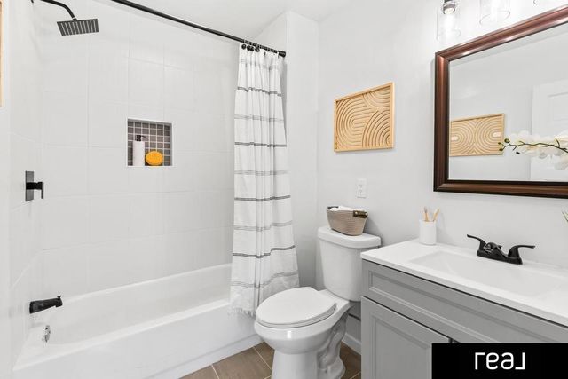 2415 Avenue F, Council Bluffs, IA 51501