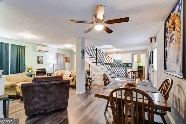 28 Weaver Street, Mccaysville, GA 30555