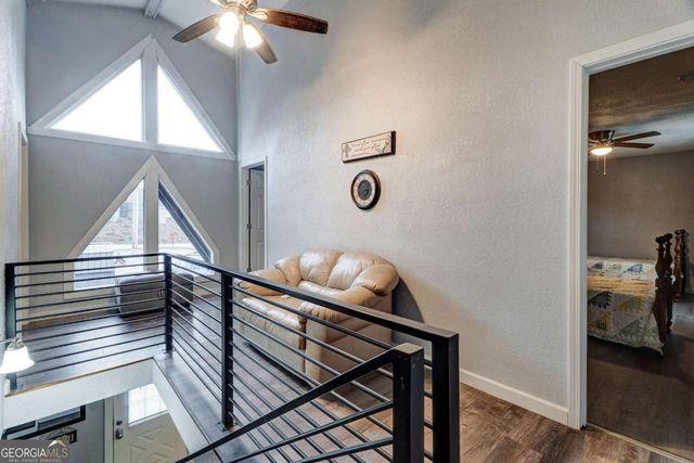 28 Weaver Street, Mccaysville, GA 30555