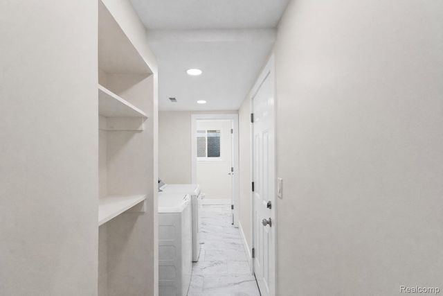 17469 W 13 Mile Road, Southfield, MI 48076