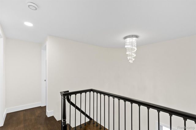 17469 W 13 Mile Road, Southfield, MI 48076