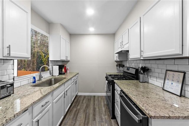 2062 Mulkey SW Road, Marietta, GA 30008