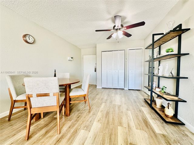 17530 NW 68th Avenue C4012, Hialeah, FL 33015