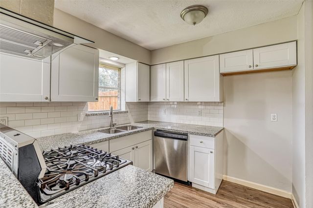 4419 Curly Oaks Drive, Houston, TX 77053