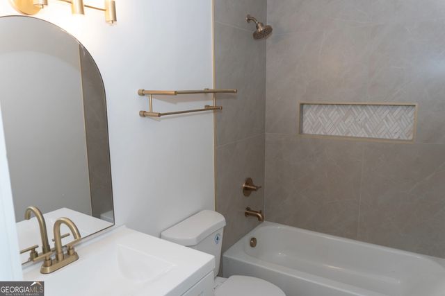 708 Rochelle Drive SW, Atlanta, GA 30310