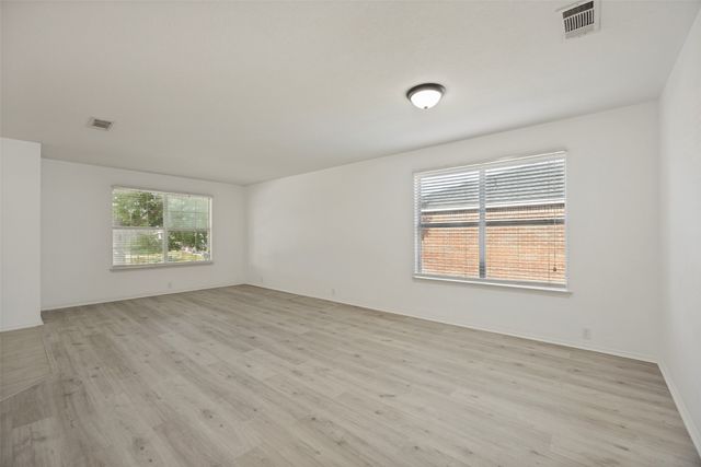 4507 Falcon Drive, Sherman, TX 75092