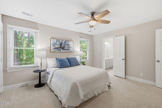 3329 Derbyshire Place, Raleigh, NC 27604