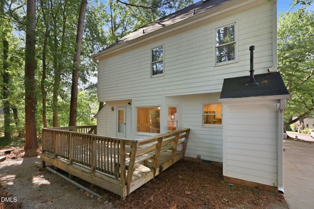 3329 Derbyshire Place, Raleigh, NC 27604