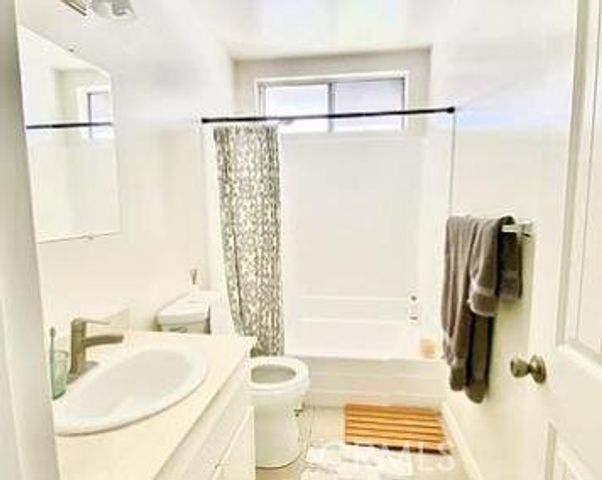 17619 Regency, Bellflower, CA 90706