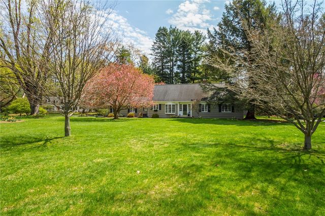 1 Creekside Road, Perinton, NY 14450