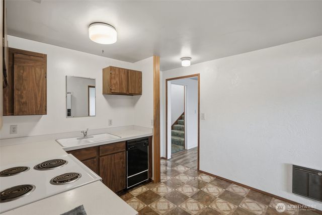 2644 Stevens Drive, Bremerton, WA 98312