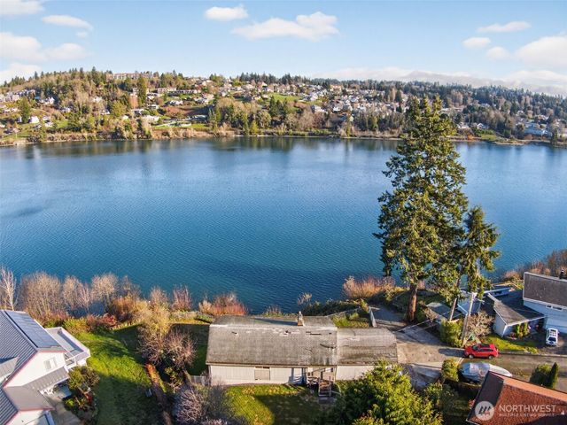 2644 Stevens Drive, Bremerton, WA 98312