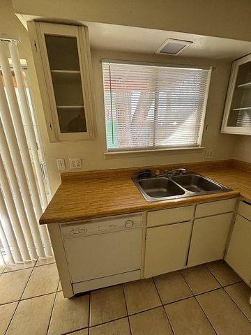 10905 Towner Avenue NE, Albuquerque, NM 87112