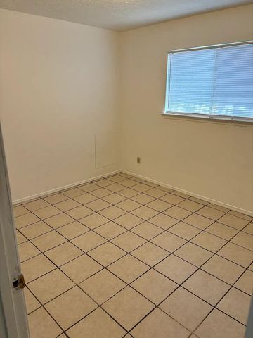 10905 Towner Avenue NE, Albuquerque, NM 87112