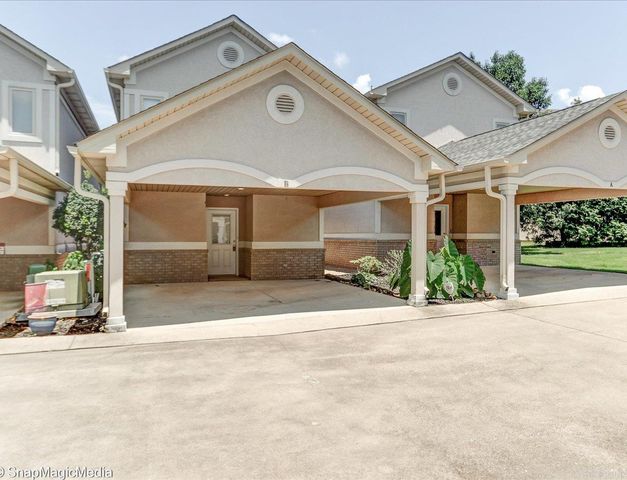 182 Villa Pt Apt B, Hot Springs, AR 71913