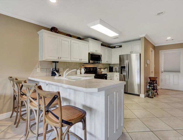 182 Villa Pt Apt B, Hot Springs, AR 71913