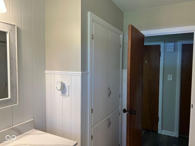 2071 S 600 W, New Palestine, IN 46163