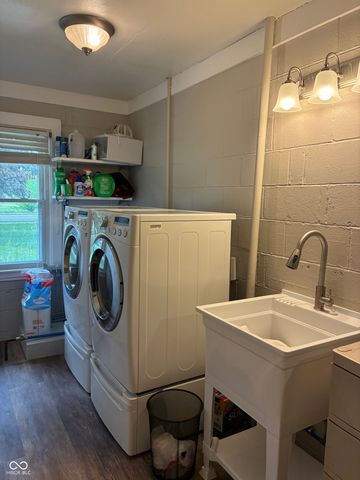 2071 S 600 W, New Palestine, IN 46163