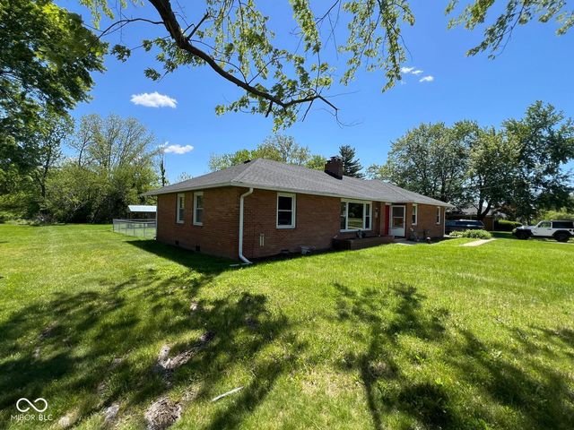 2071 S 600 W, New Palestine, IN 46163