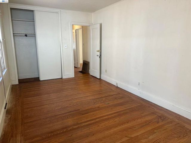 2533 Harrington Ave, Oakland, CA 94601