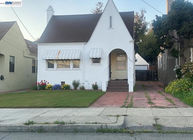 2533 Harrington Ave, Oakland, CA 94601