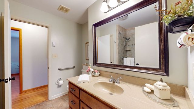 4334 Louise Rd, Cumberland Furnace, TN 37051