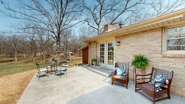 4334 Louise Rd, Cumberland Furnace, TN 37051