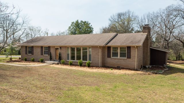 4334 Louise Rd, Cumberland Furnace, TN 37051