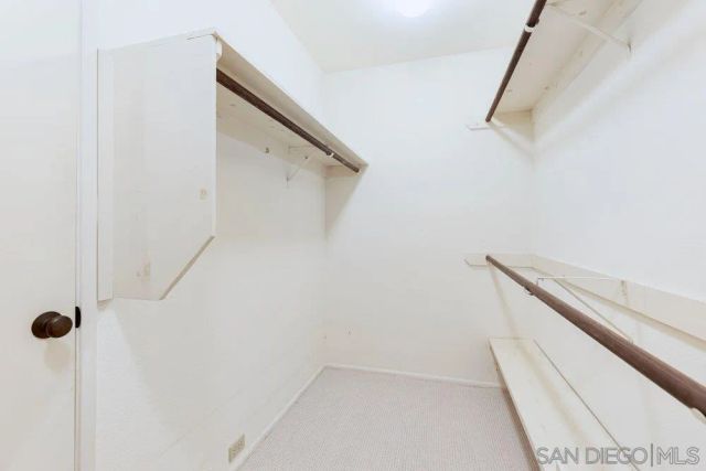 9520 Poole St, La Jolla, CA 92037