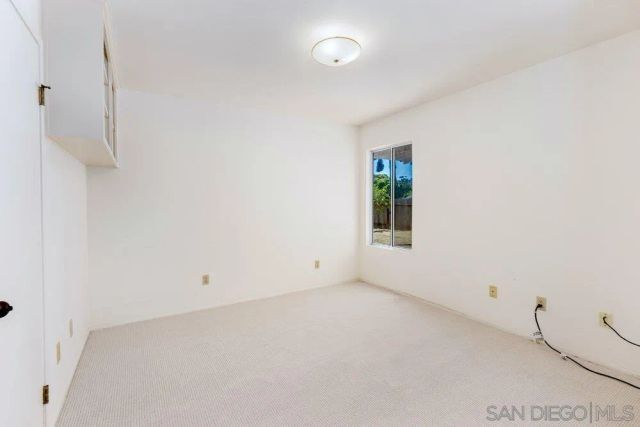 9520 Poole St, La Jolla, CA 92037