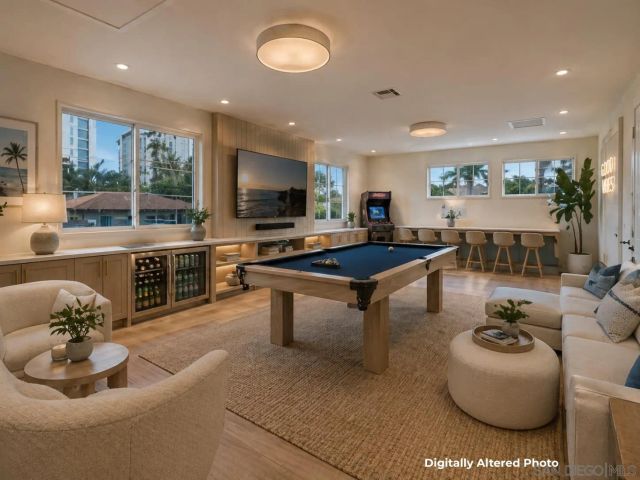 9520 Poole St, La Jolla, CA 92037