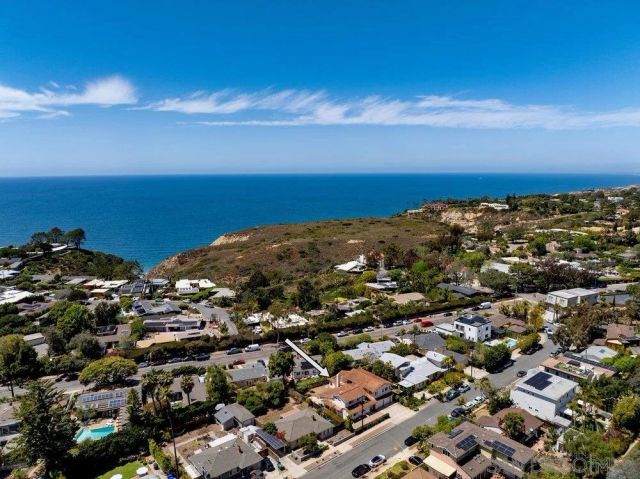 9520 Poole St, La Jolla, CA 92037