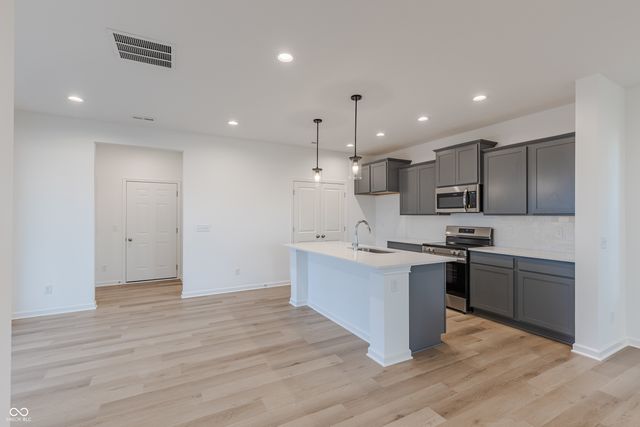 9086 Anthem Avenue, Plainfield, IN 46168