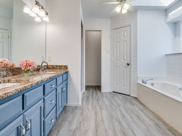 4905 Arborgate Drive, Arlington, TX 76017