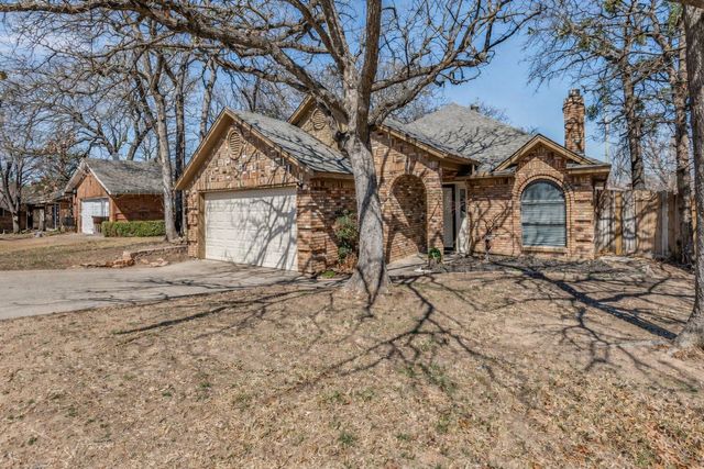 4905 Arborgate Drive, Arlington, TX 76017
