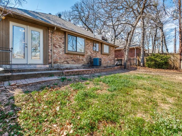 4905 Arborgate Drive, Arlington, TX 76017