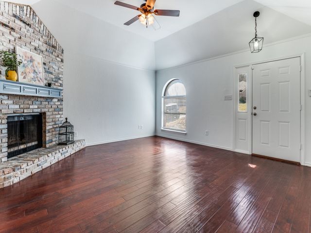 4905 Arborgate Drive, Arlington, TX 76017