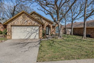 4905 Arborgate Drive, Arlington, TX 76017