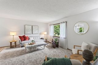10665 Hummingbird Street NW, Coon Rapids, MN 55433