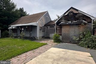2522 WHITEHORSE MERCERVILLE, Hamilton, NJ 08619
