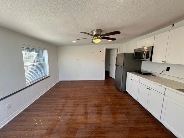 2211 SUNNY VIEW DR, Oviedo, FL 32765