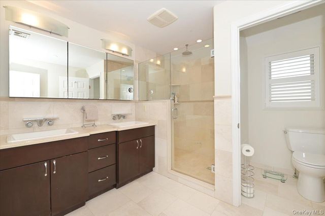 46 Scott Street, Massapequa Park, NY 11762