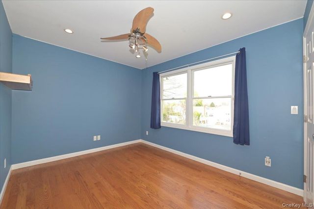 46 Scott Street, Massapequa Park, NY 11762