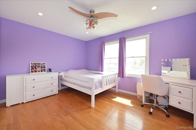 46 Scott Street, Massapequa Park, NY 11762